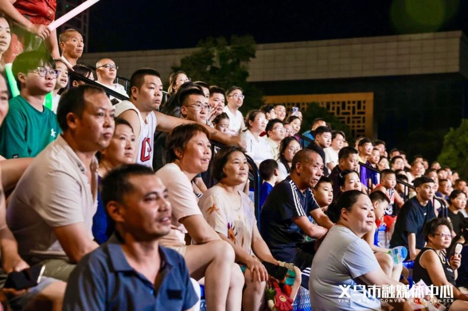 发看台上阵, src